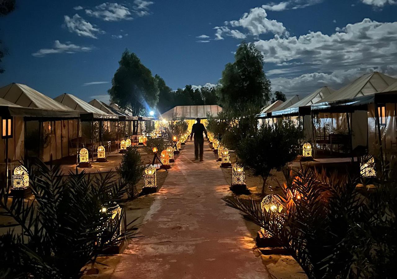 Готель Merzouga Delightful Camp Екстер'єр фото